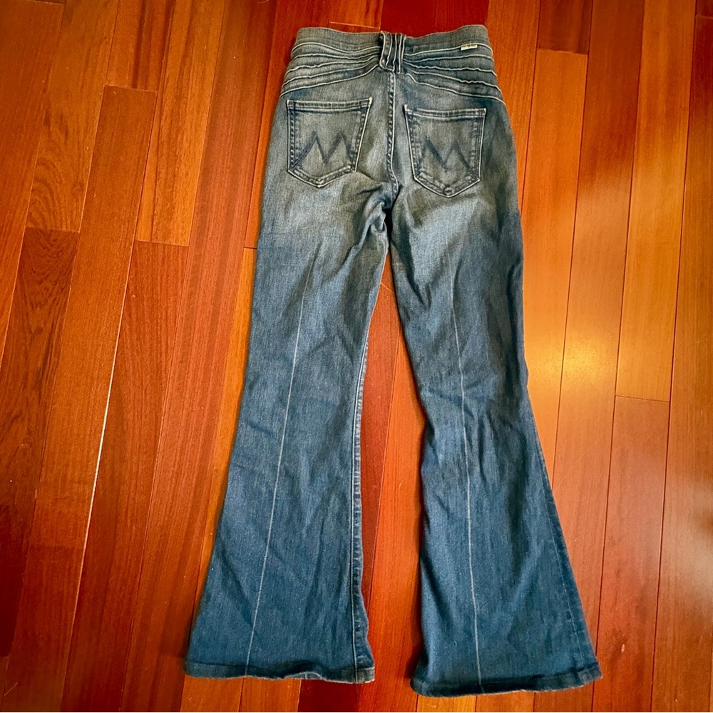 MOTHER Lovin’ Superstition Flare Jean - Picture 5 of 7